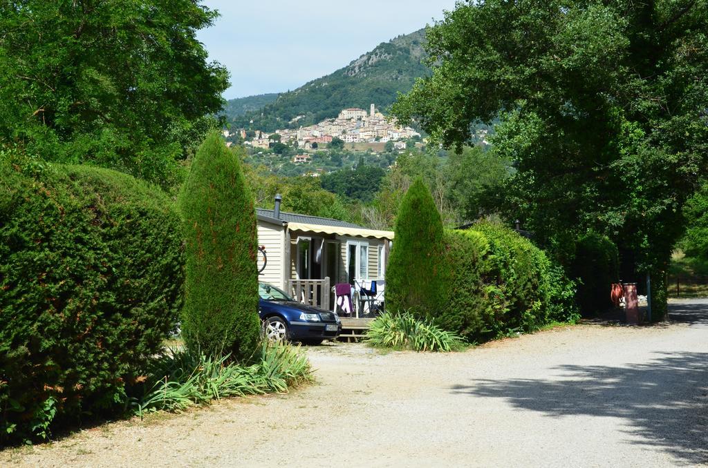 Camping Hotel Les Rives Du Loup Tourrettes-sur-Loup Exterior foto