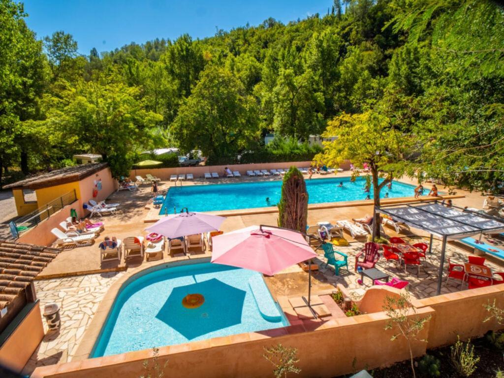 Camping Hotel Les Rives Du Loup Tourrettes-sur-Loup Exterior foto